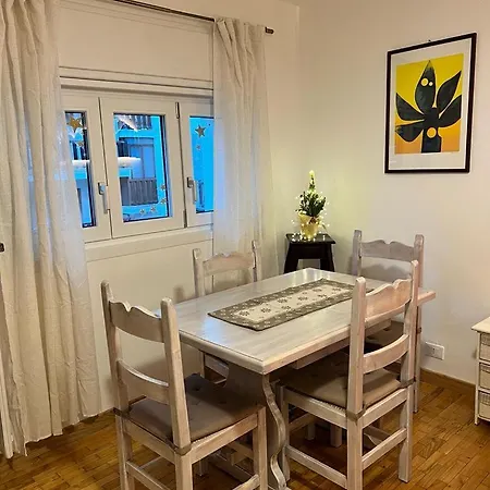 Apartment White House